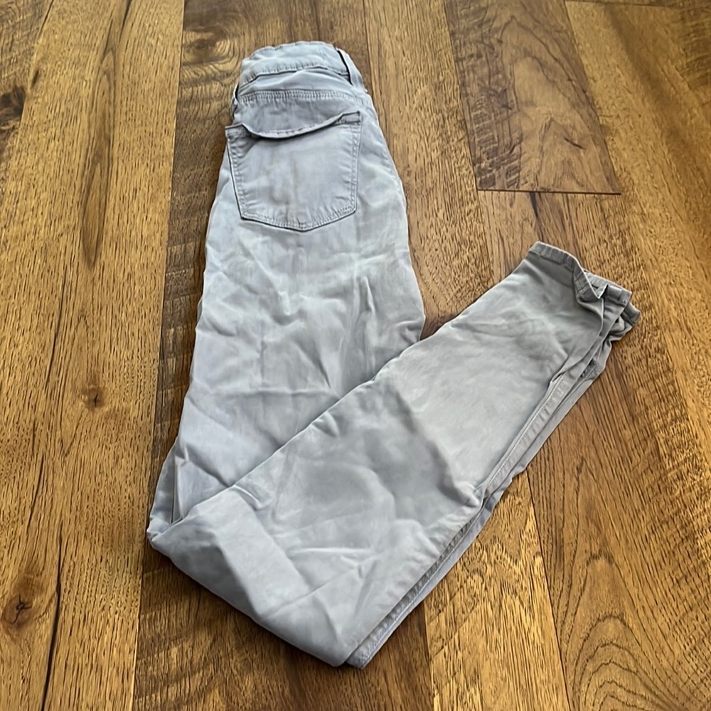 J Brand Woman’s Limestone Super Skinny Jeans Size 26